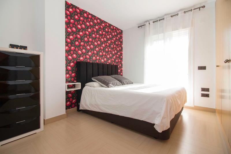 Apartamentos Plaza Нерха Екстериор снимка
